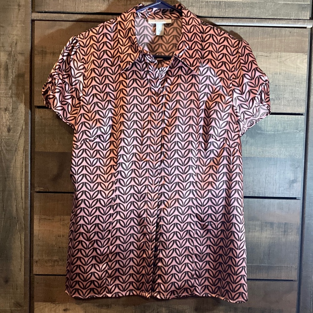 Dressbarn silky button down blouse